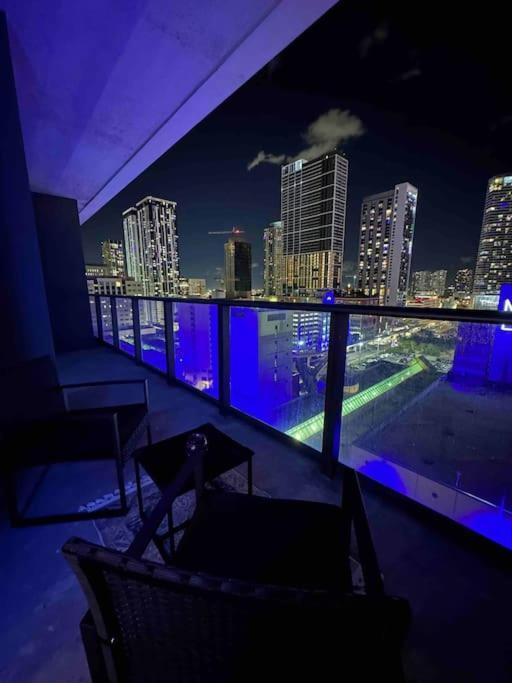 Apartament Luxury 2Br Corner Apt Downtown Mia Miami Zewnętrze zdjęcie